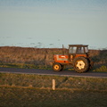 Traktor på landevejen